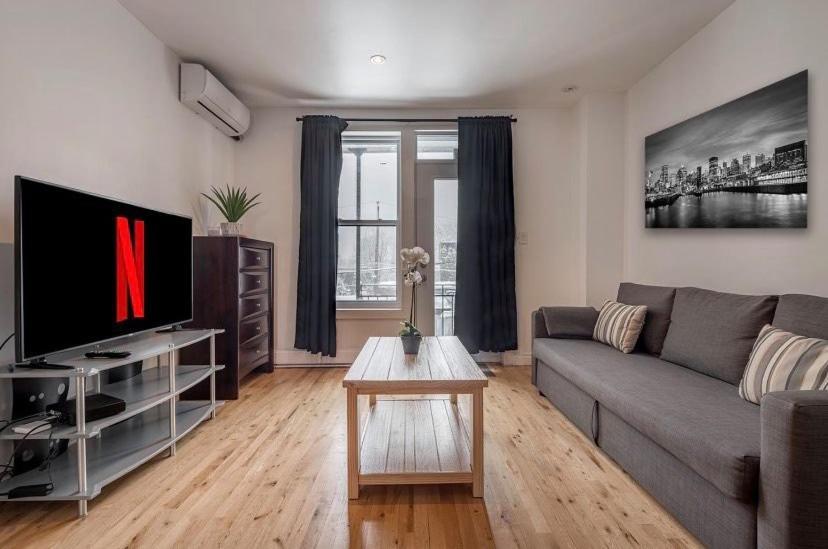 5-Star Prime Location - Bright Condo Montreal Exterior foto